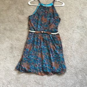 Sleeveless day or evening dress